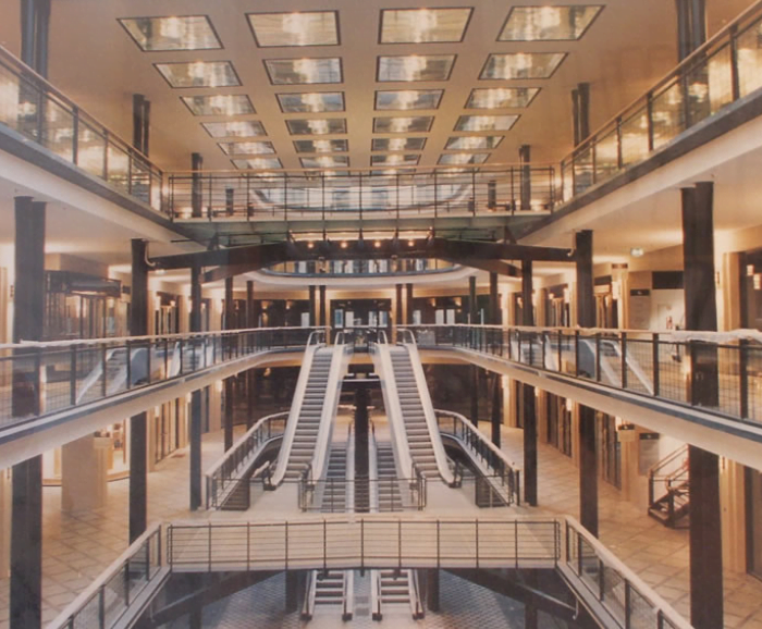 Lindencorso, Berlin, Volkswagen branch Lindencorso, Berlin, Volkswagen branch